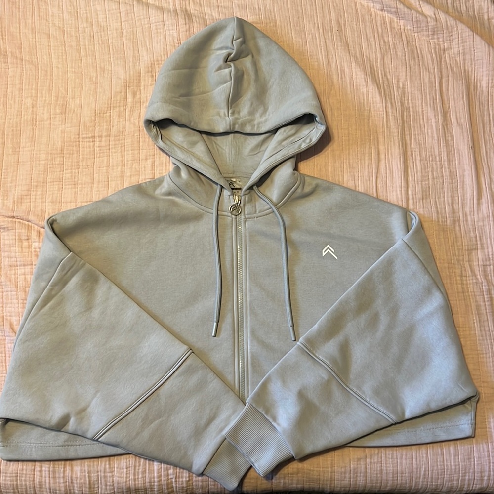 Oner active cropped hoodie.